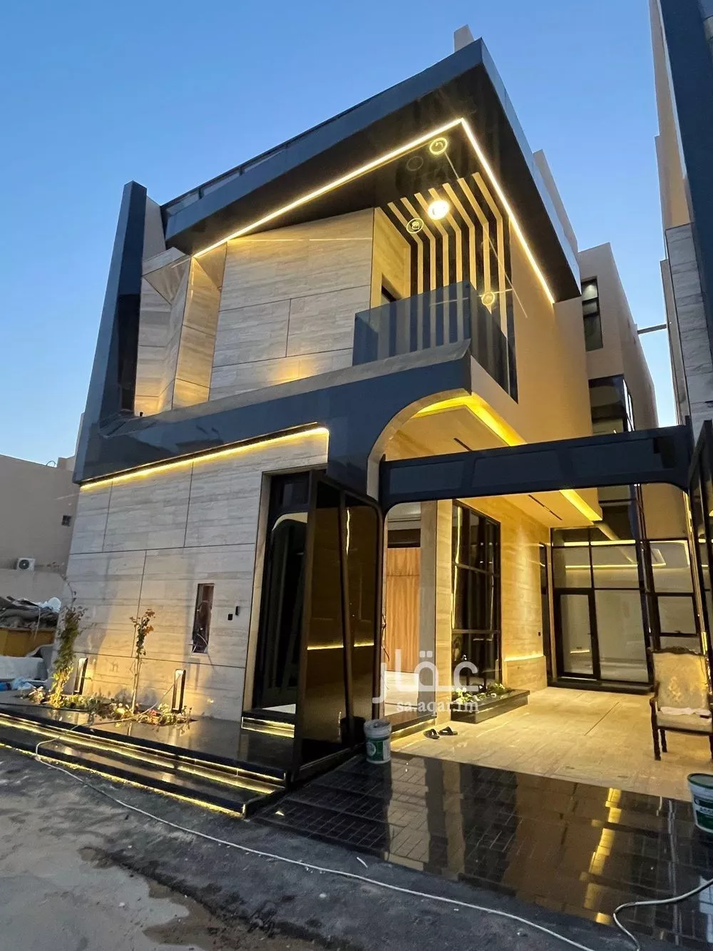 5 bedroom villa in Al Mahdiyyah 3
