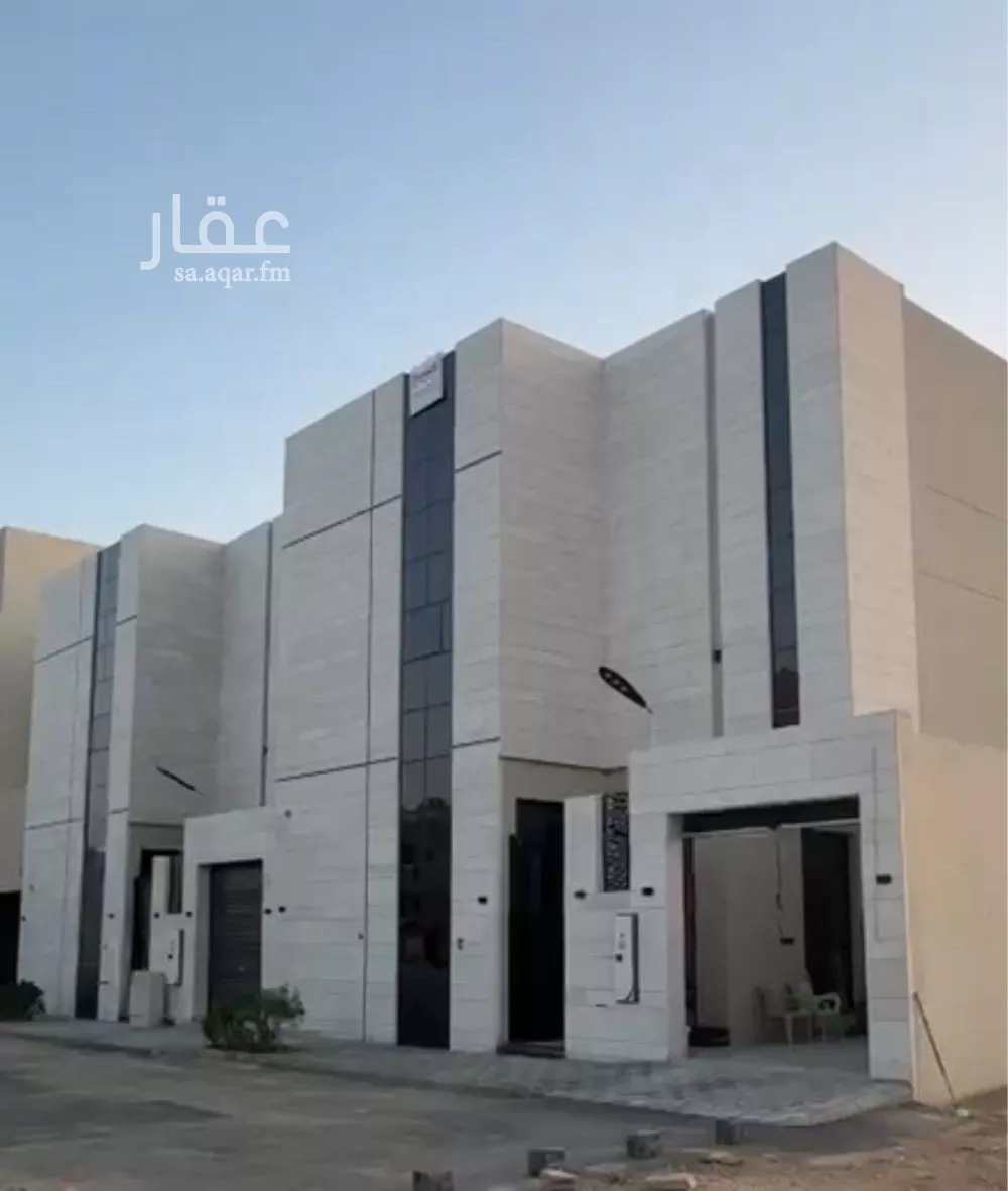 5 bedroom villa in Al Mahdiyyah 2