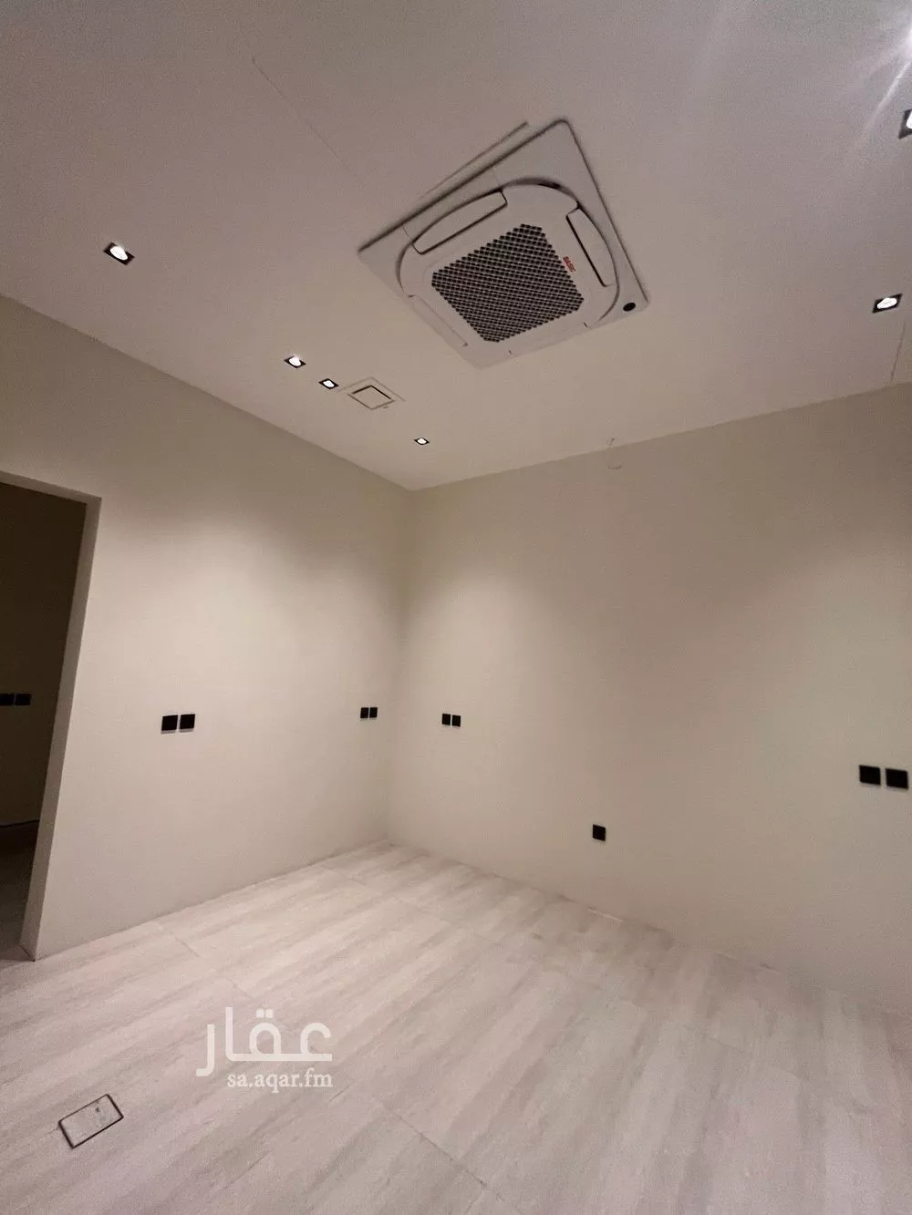 5 bedroom villa in Al Mahdiyyah 2