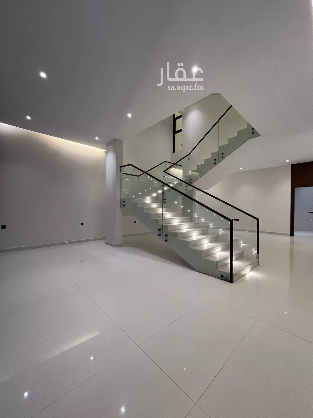 فيلا 6 غرف في المهدية 4