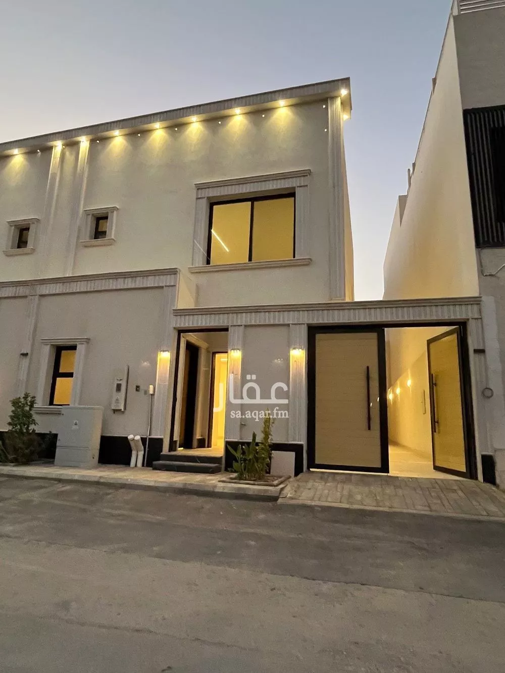 5 bedroom villa in Al Mahdiyyah 1