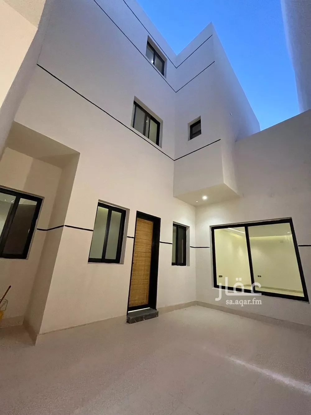 فيلا 5 غرف في المهدية 4