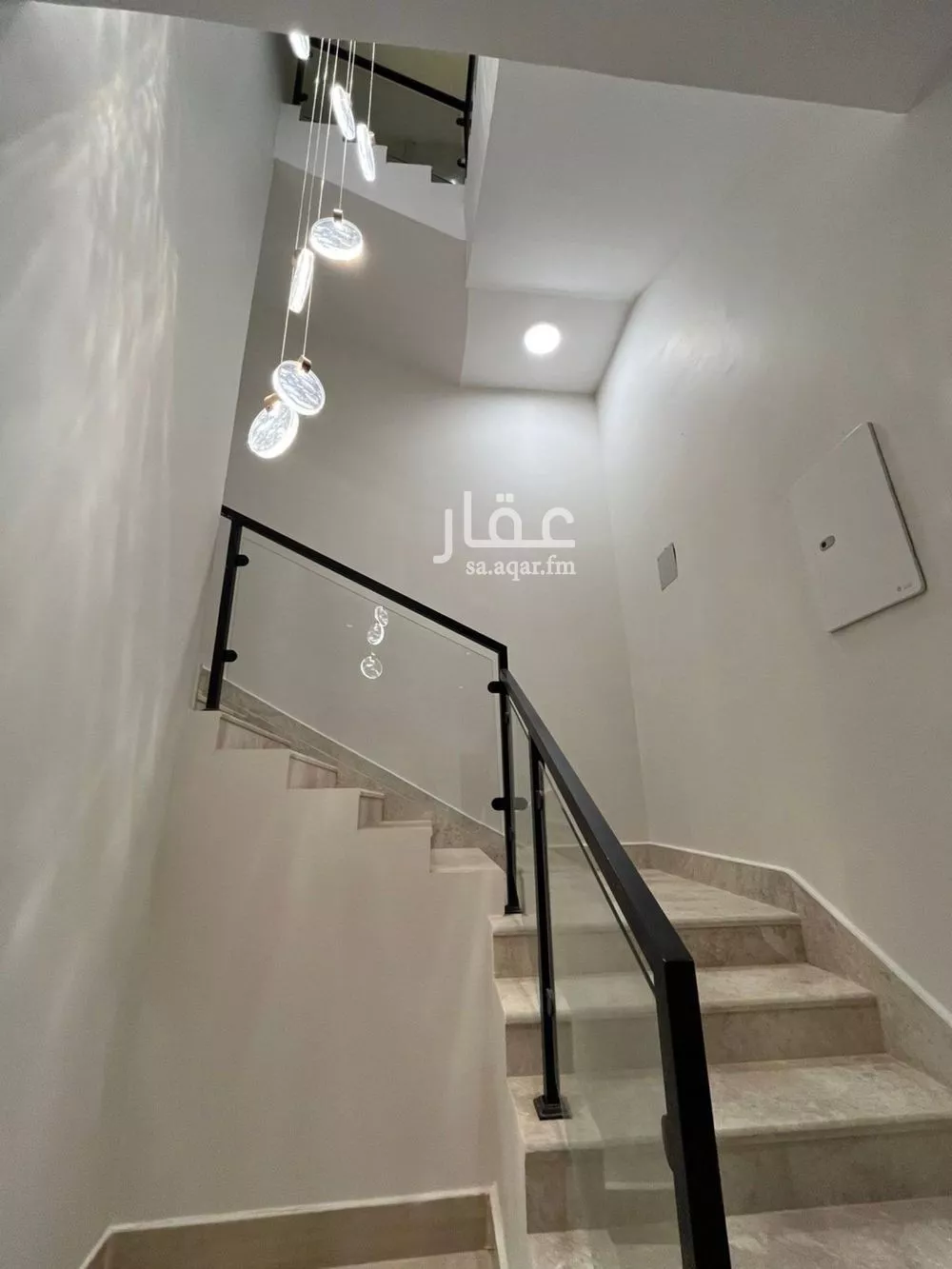 فيلا 5 غرف في المهدية 3