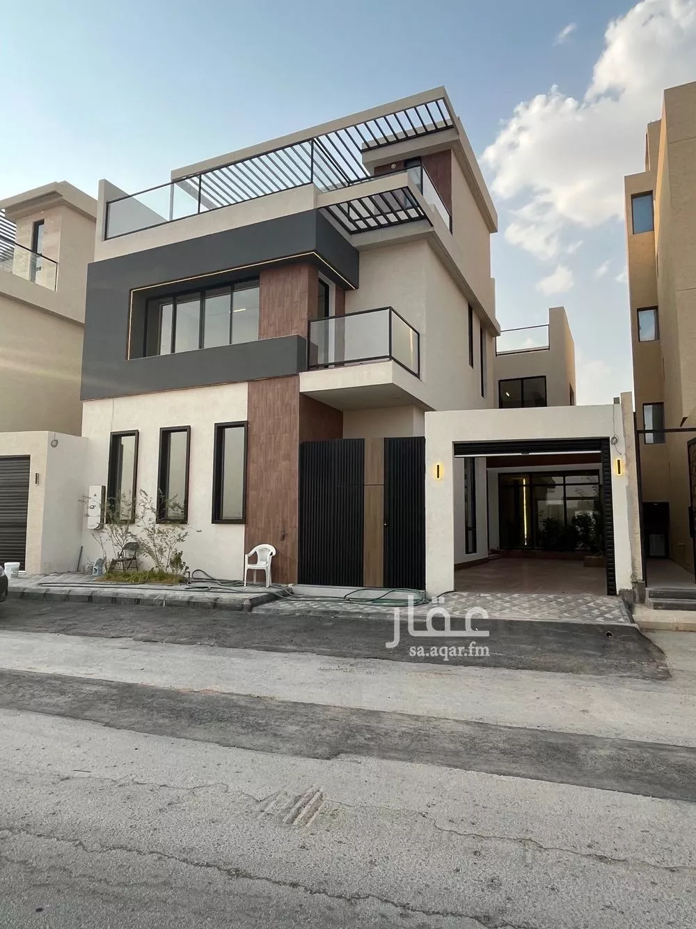 6 bedroom villa in Al Mahdiyyah 3