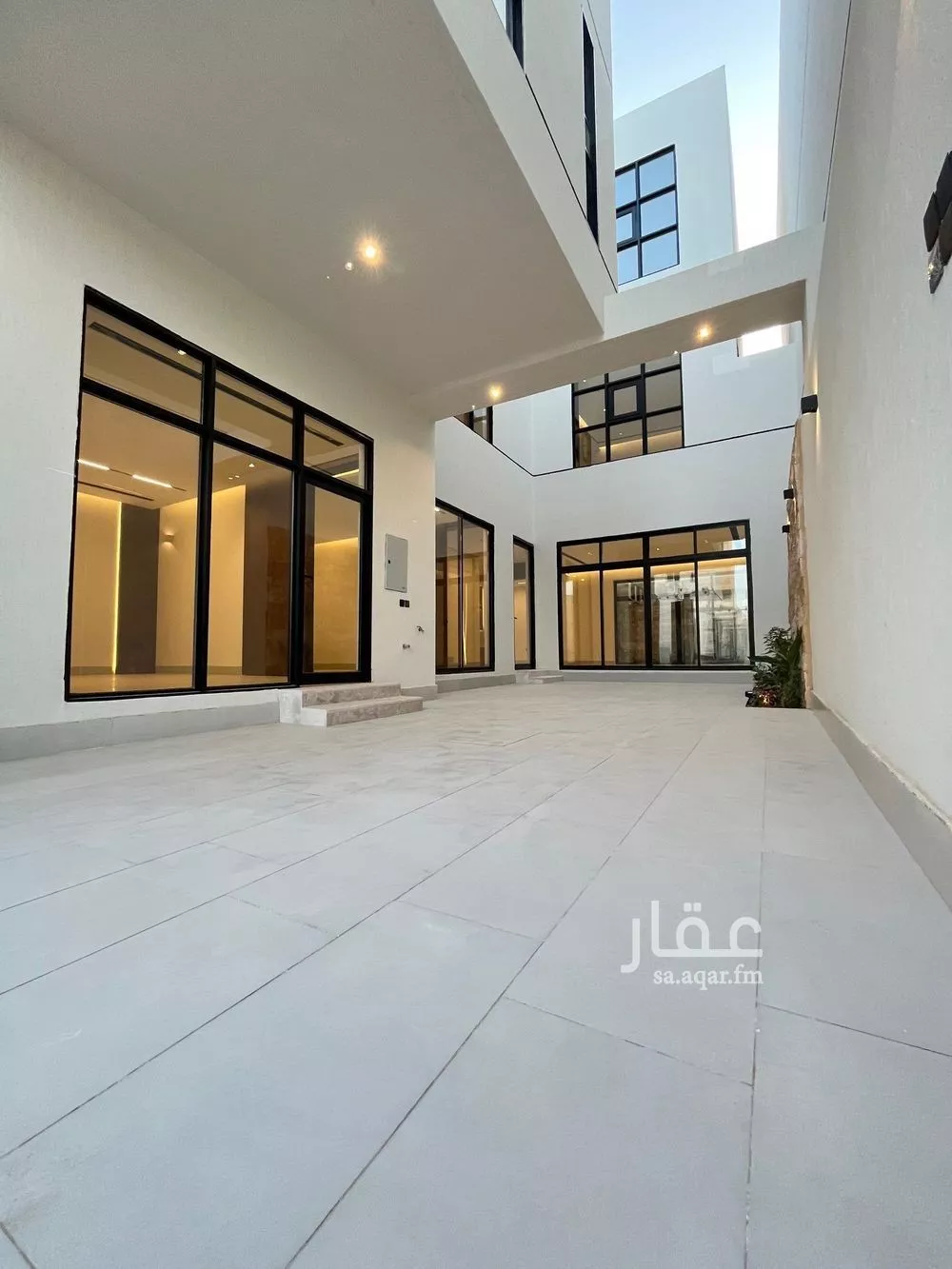 فيلا 5 غرف في المهدية 2