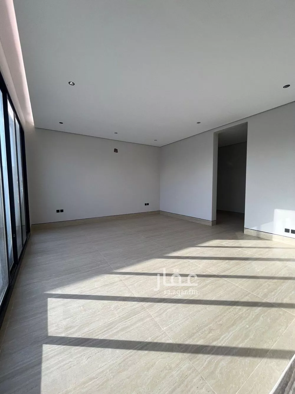 فيلا 5 غرف في المهدية 4