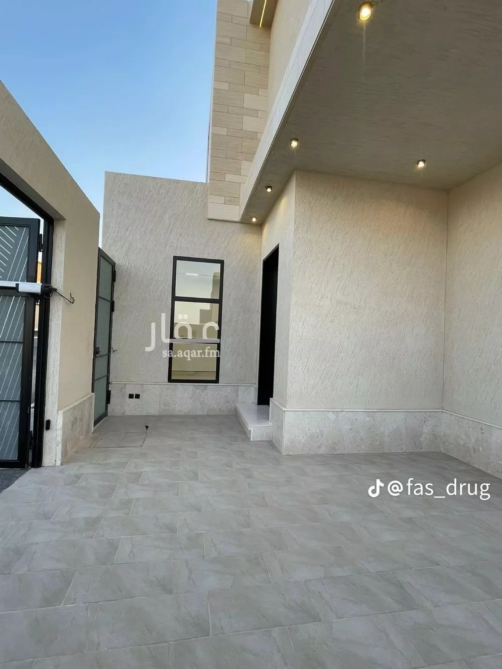 فيلا 6 غرف في المهدية 3