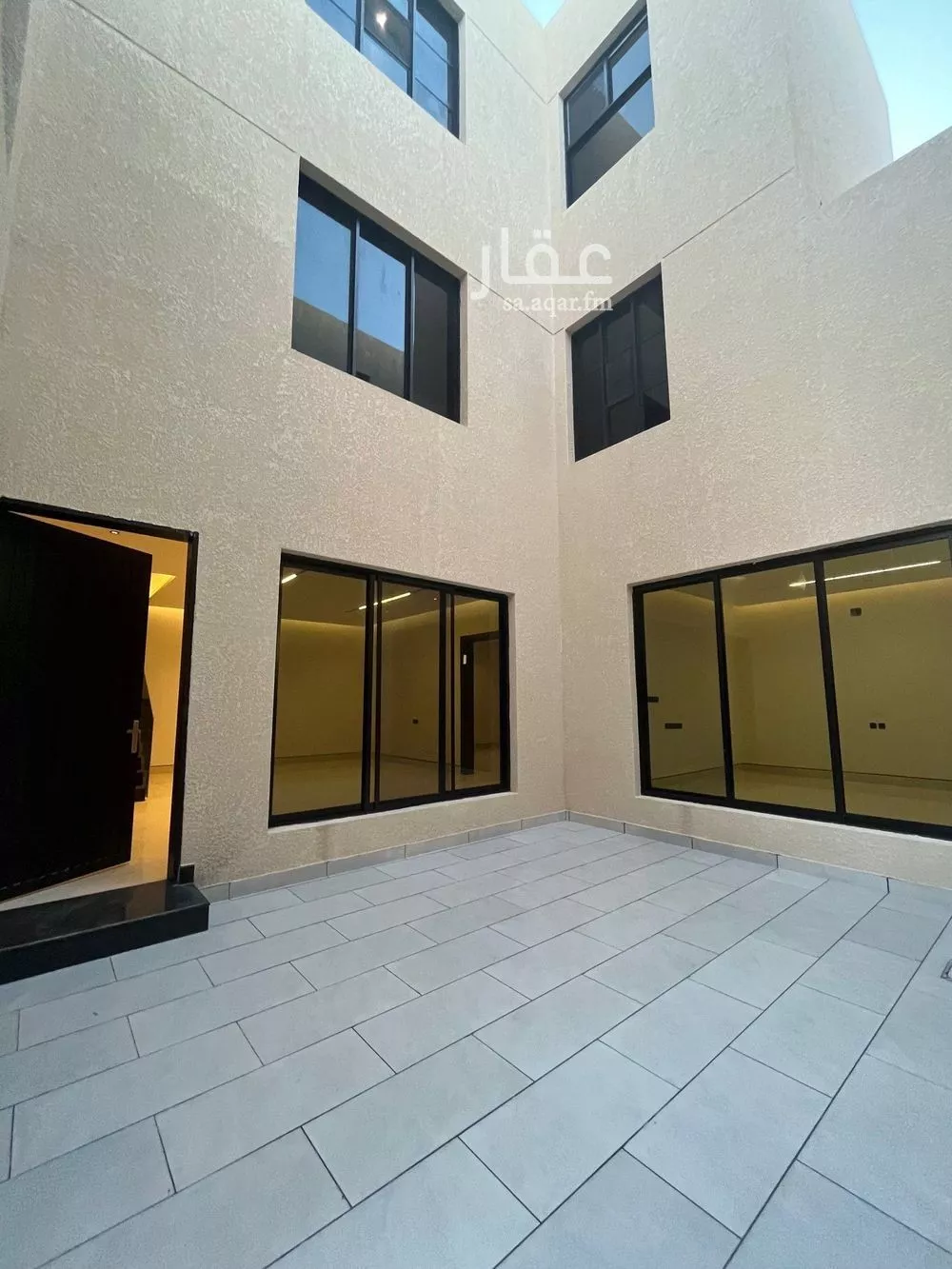 6 bedroom villa in Al Mahdiyyah 4