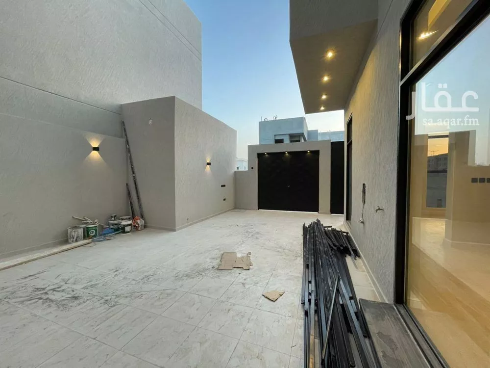 6 bedroom villa in Al Mahdiyyah 2