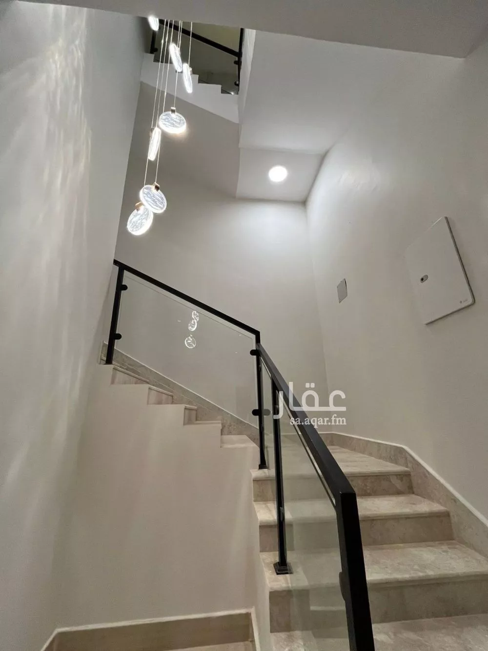 فيلا 5 غرف في المهدية 3