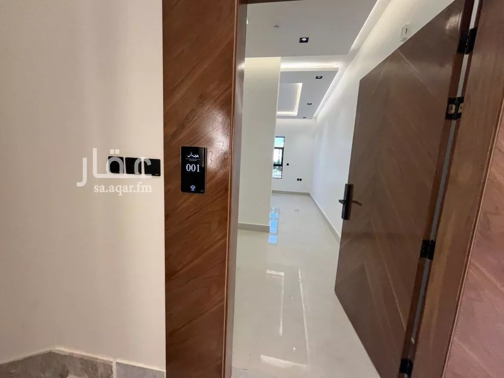 3 bedroom apartment in Al Mahdiyyah 4