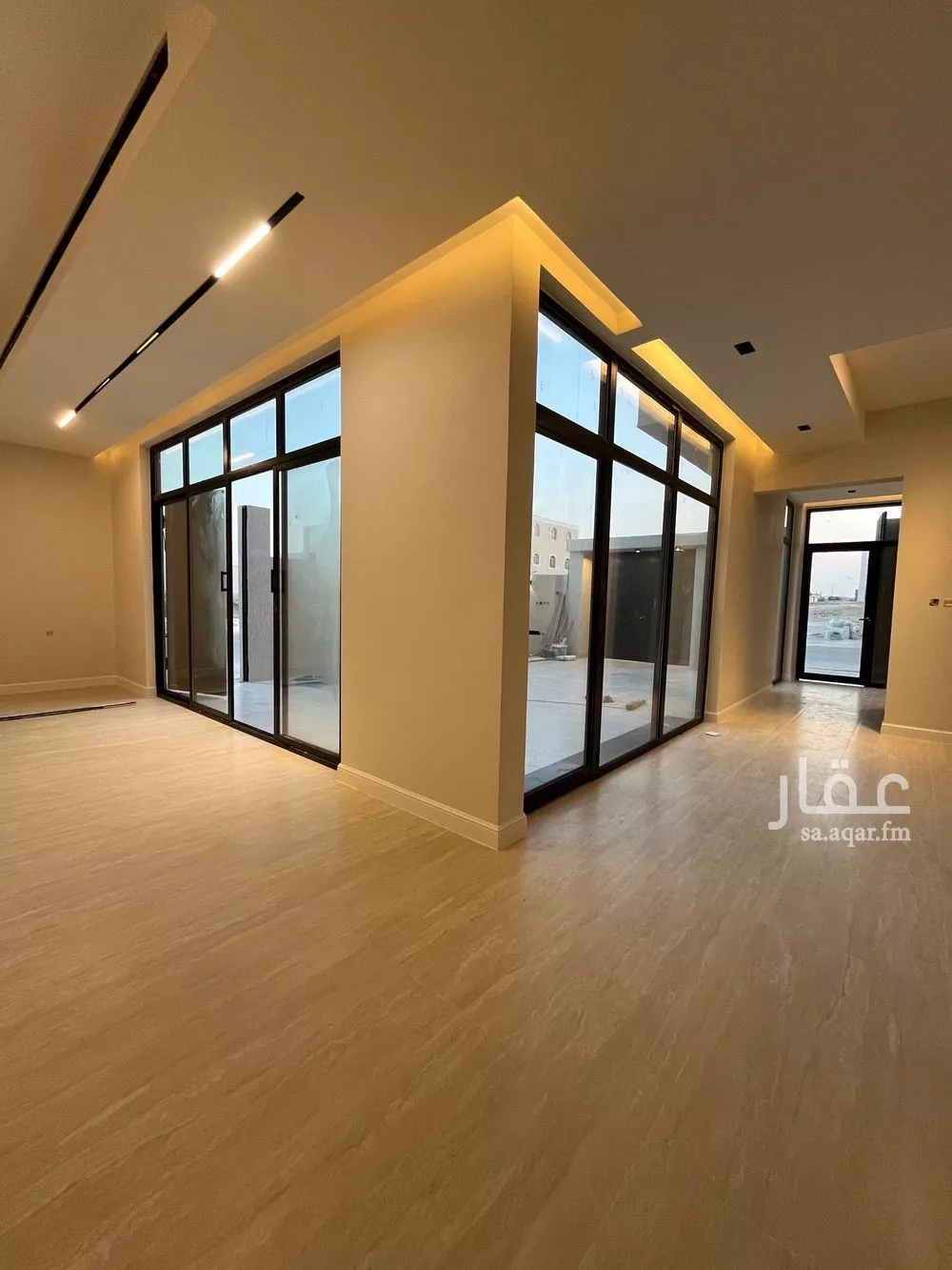 فيلا 6 غرف في المهدية 3