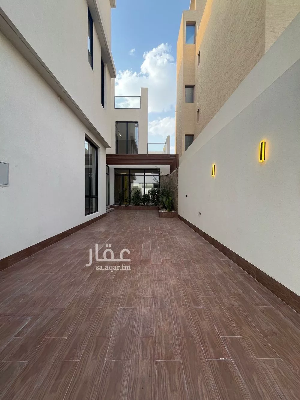 فيلا 6 غرف في المهدية 4