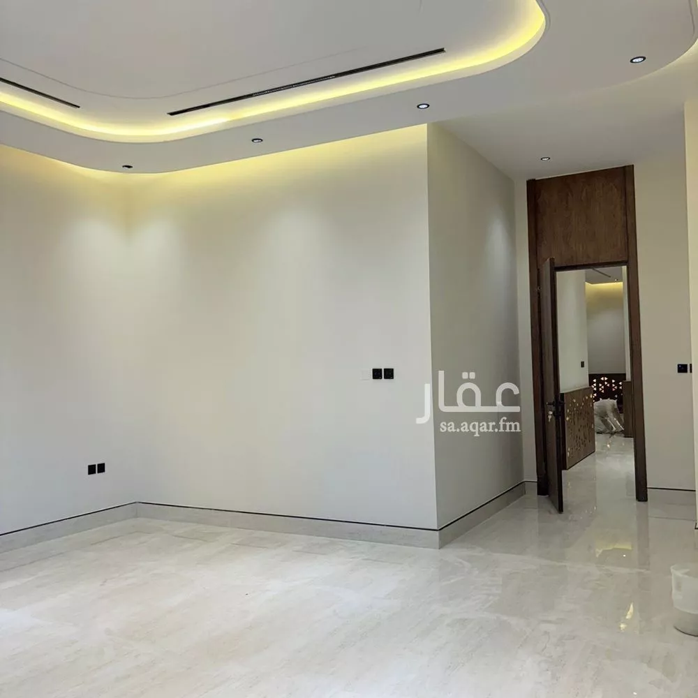 5 bedroom villa in Al Mahdiyyah 5