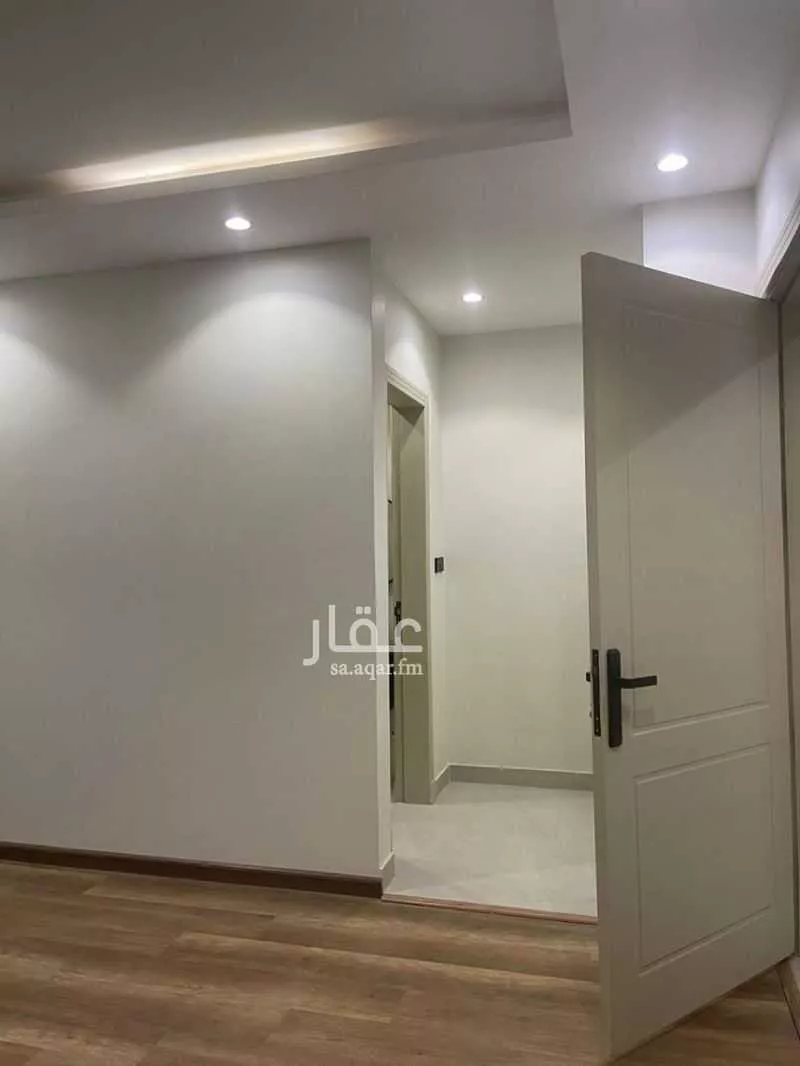 3 bedroom apartment in Al Aridh 5