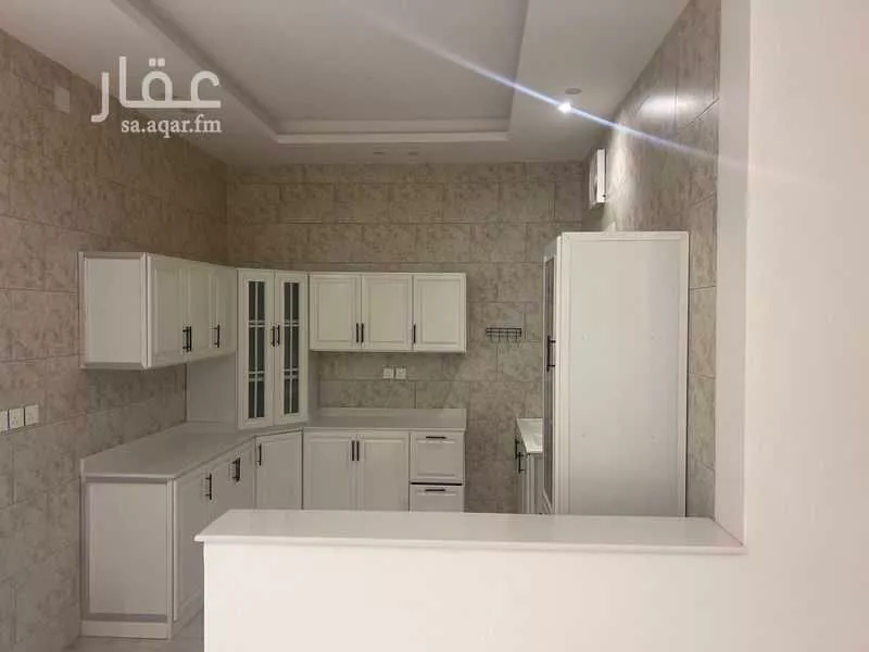 شقة 3 غرف في الشهداء 1