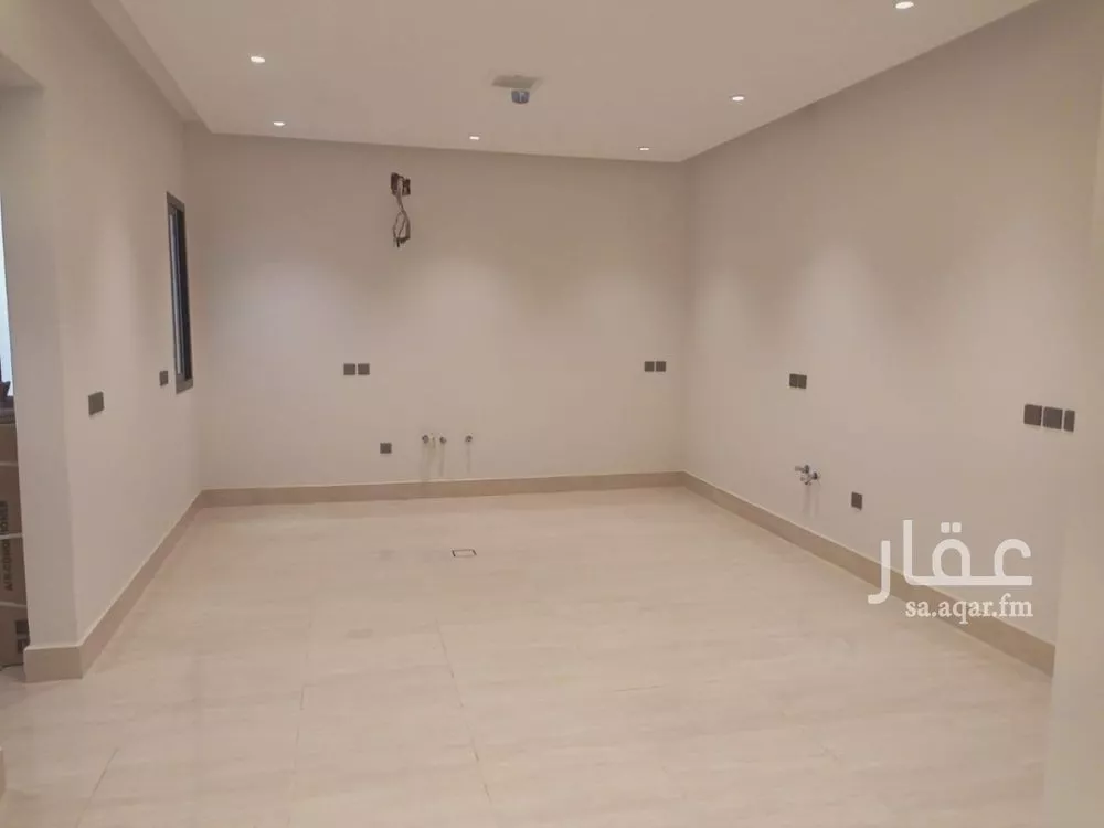 4 bedroom apartment in Qurtubah, Riyadh 7