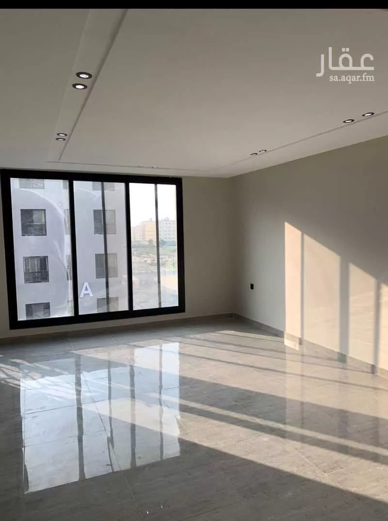 شقة 3 غرف في الحمرا 4