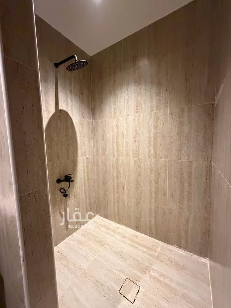 شقة 4 غرف في الندى 2