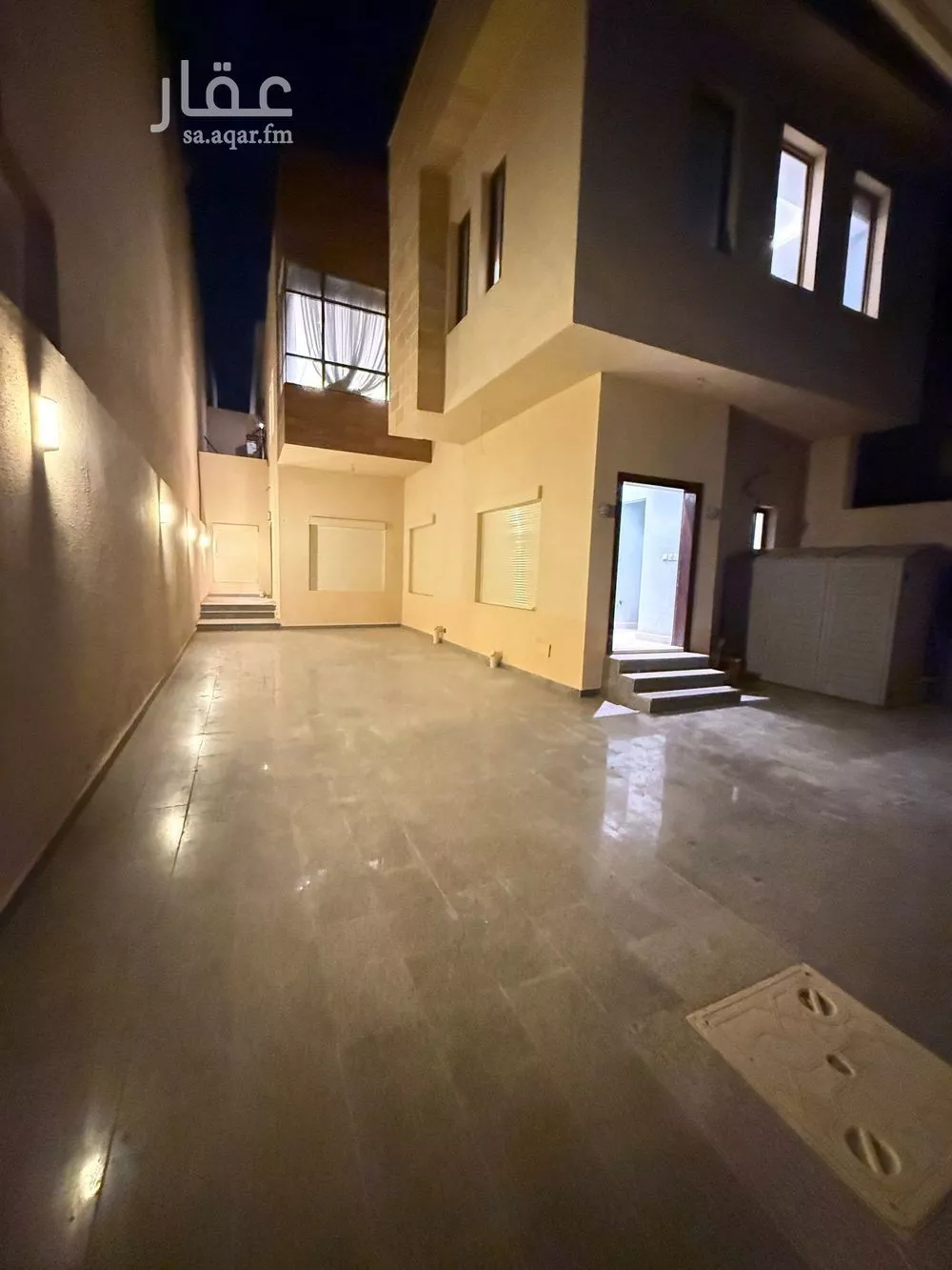 فيلا 10 غرف في الزمرد 2