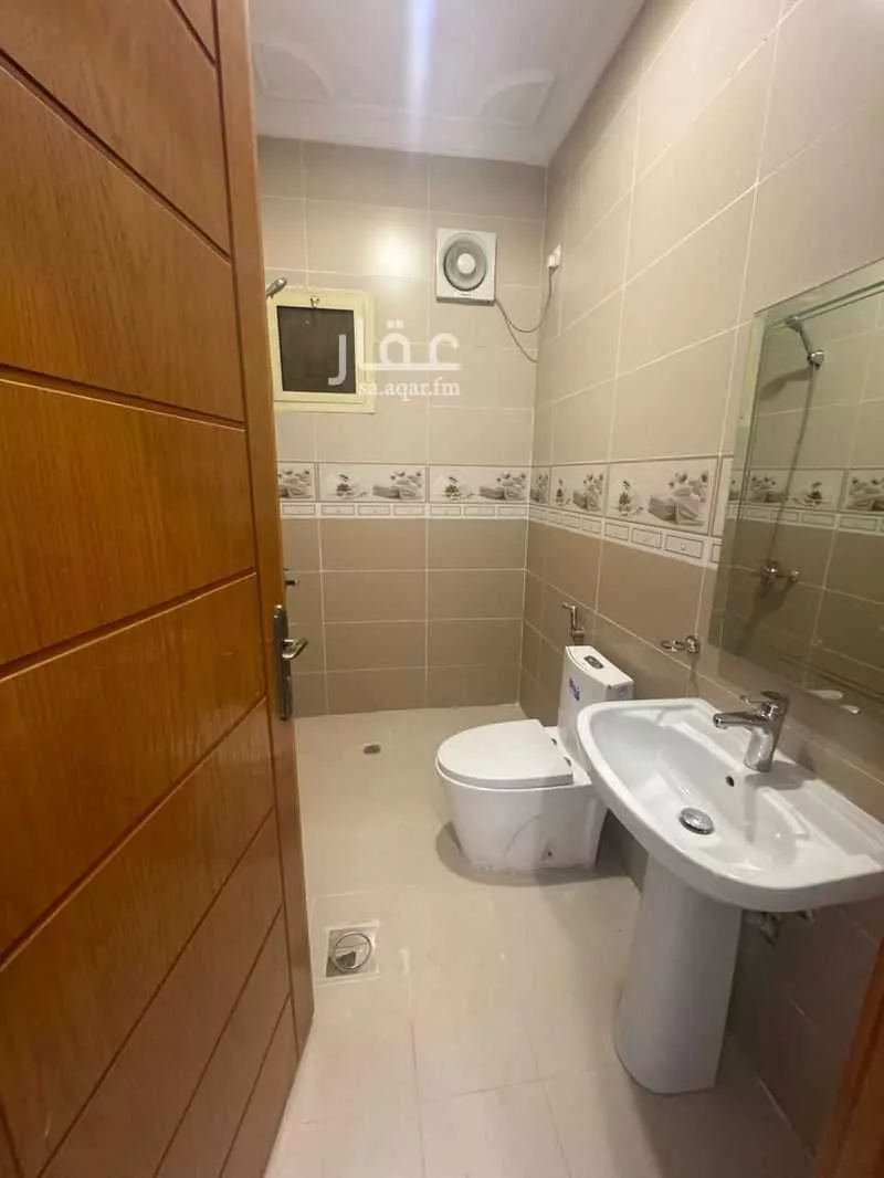 5 bedroom apartment in Al Jamawat, Madinah 12