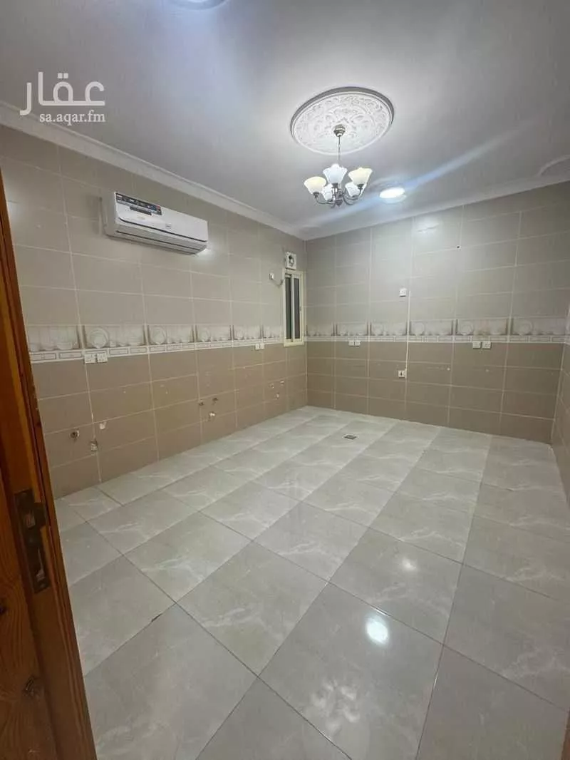 5 bedroom apartment in Al Jamawat, Madinah 7