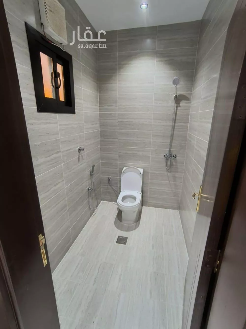 فيلا 13 غرف في الفروسية 4