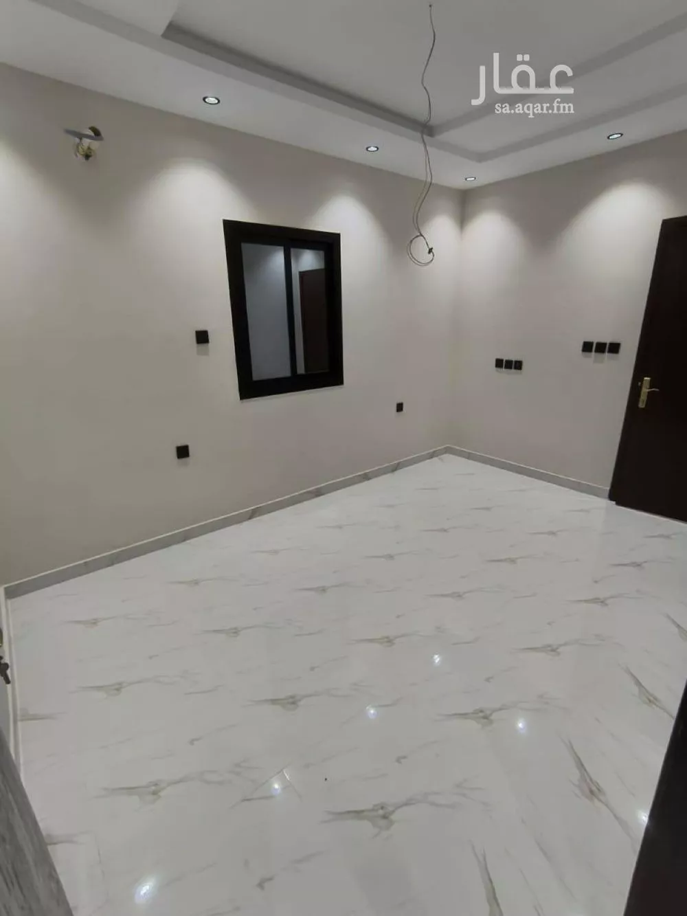 فيلا 13 غرف في الفروسية 5