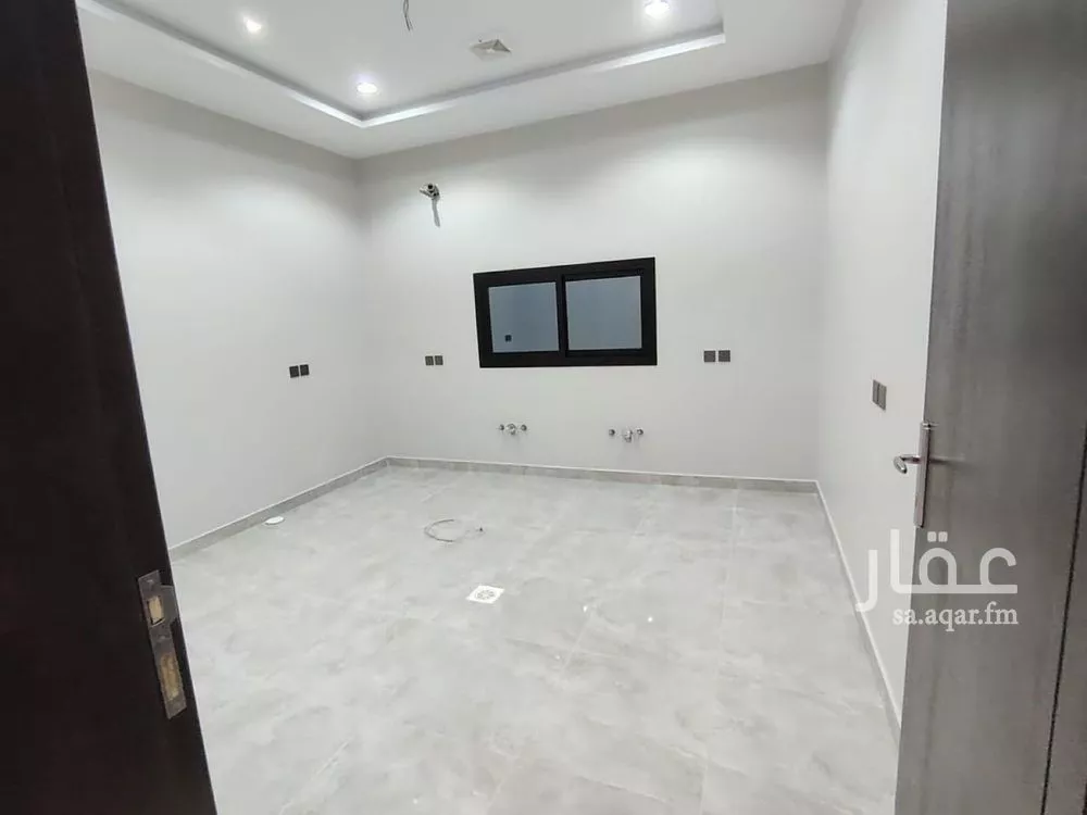 فيلا 5 غرف في الصالحية 5