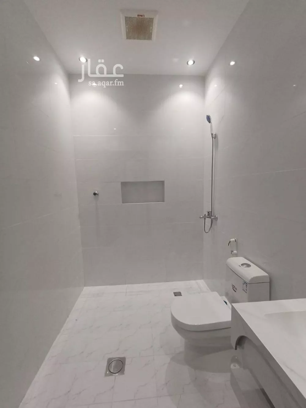 فيلا 5 غرف في الفروسية 2