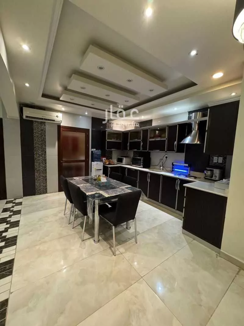 3 bedroom apartment in Uhud 3