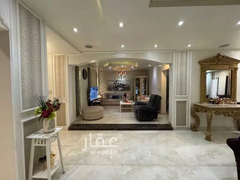 3 bedroom apartment in Uhud 5