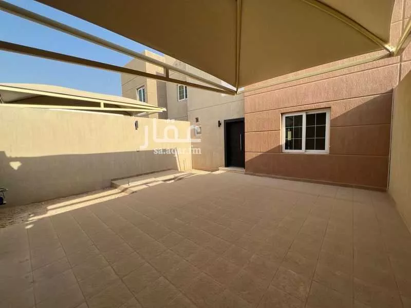 فيلا 5 غرف في العارض 3