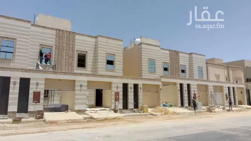 فيلا 5 غرف في عكاظ