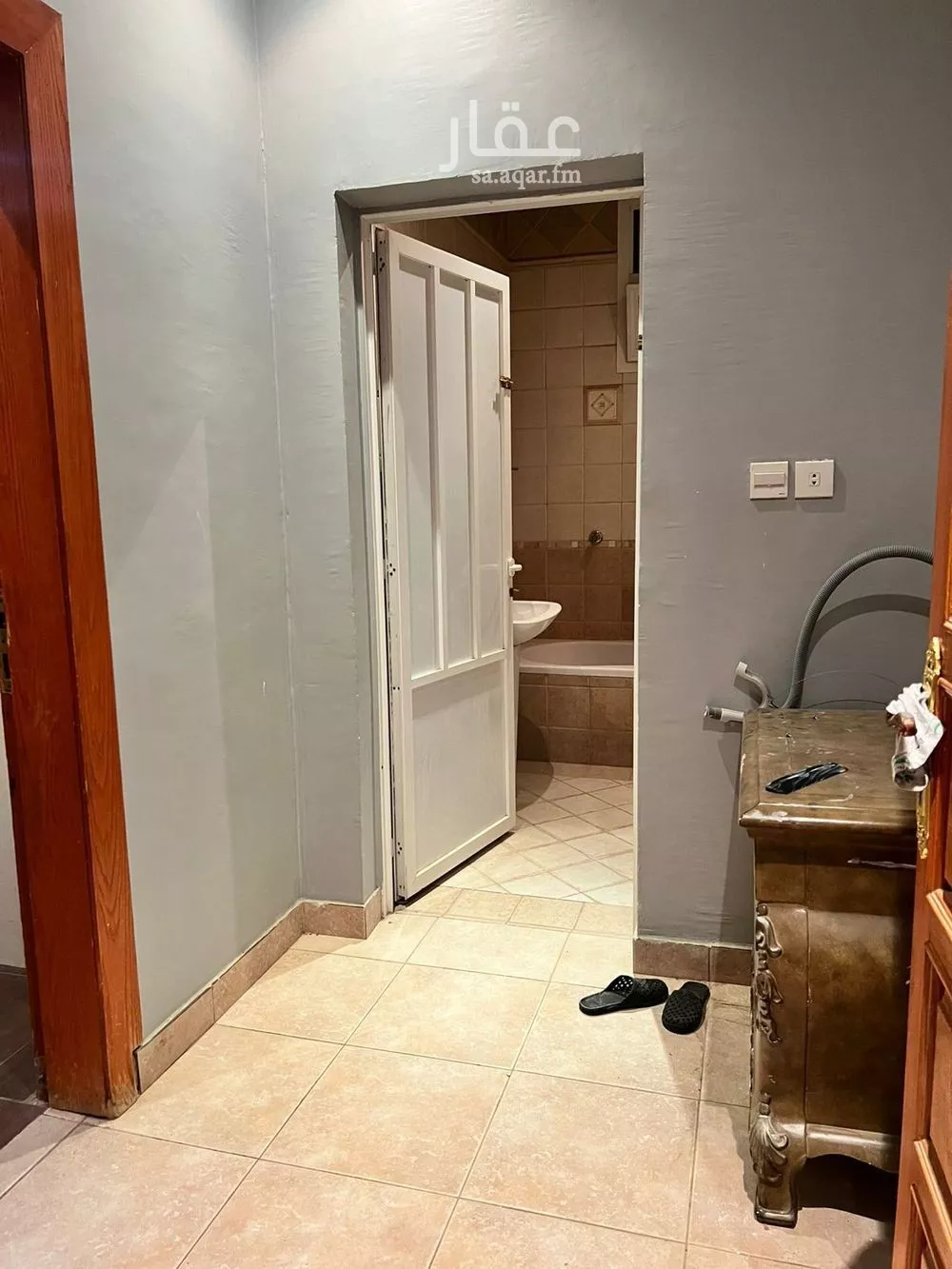 8 bedroom floor in Al Salam 1