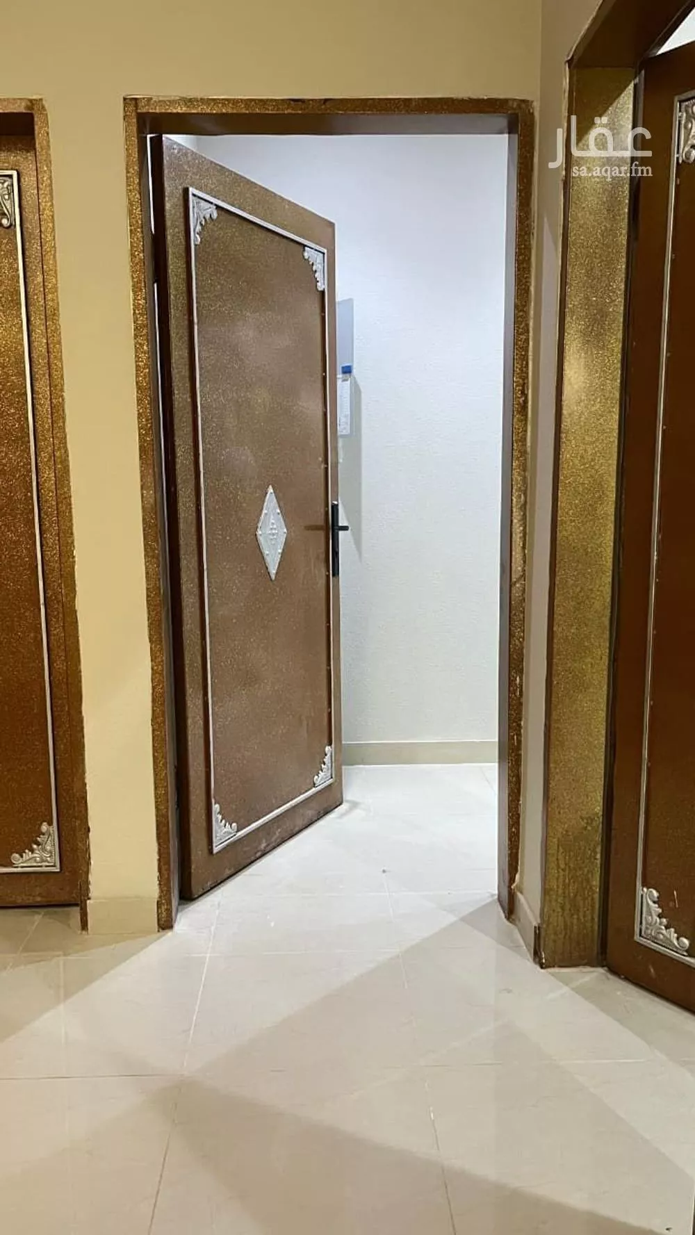 دور 3 غرف في العارض 1