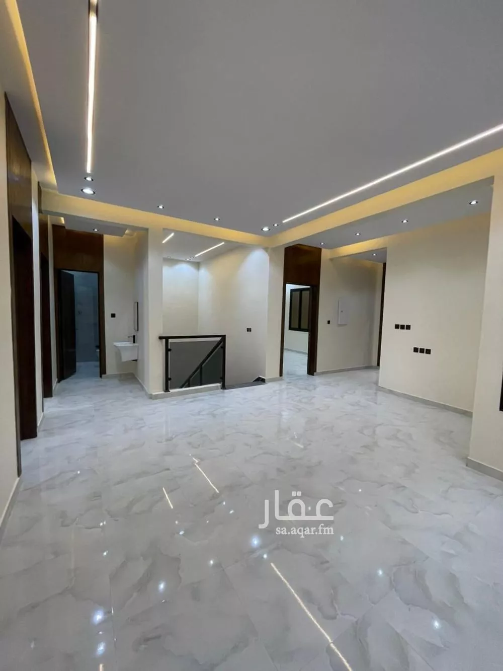 4 bedroom villa in Al Janadriyah, Riyadh 6