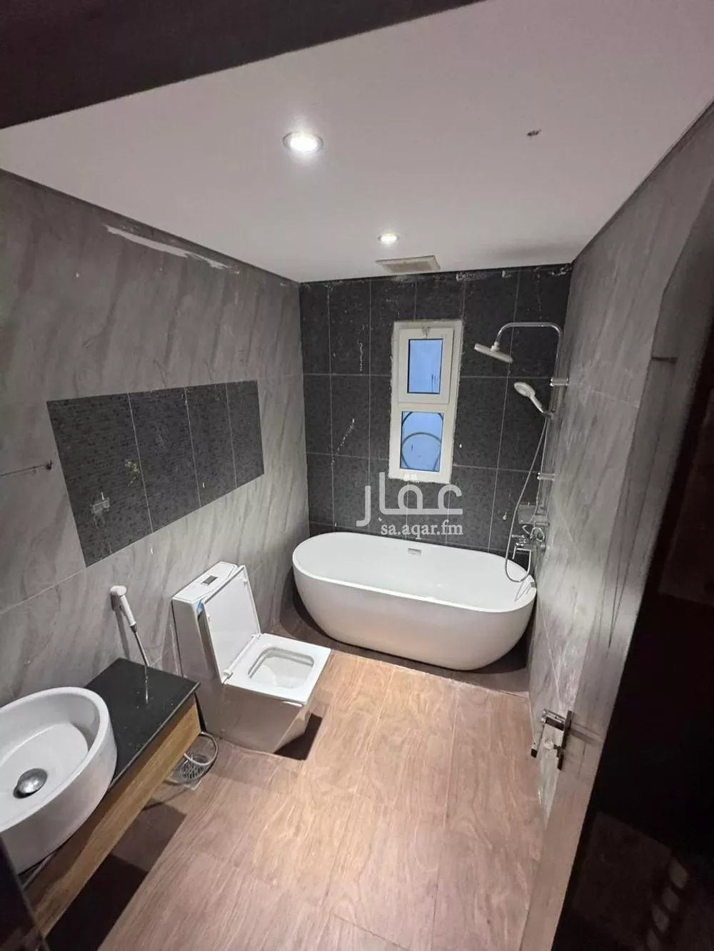 دور 2 غرف في الزمرد 5