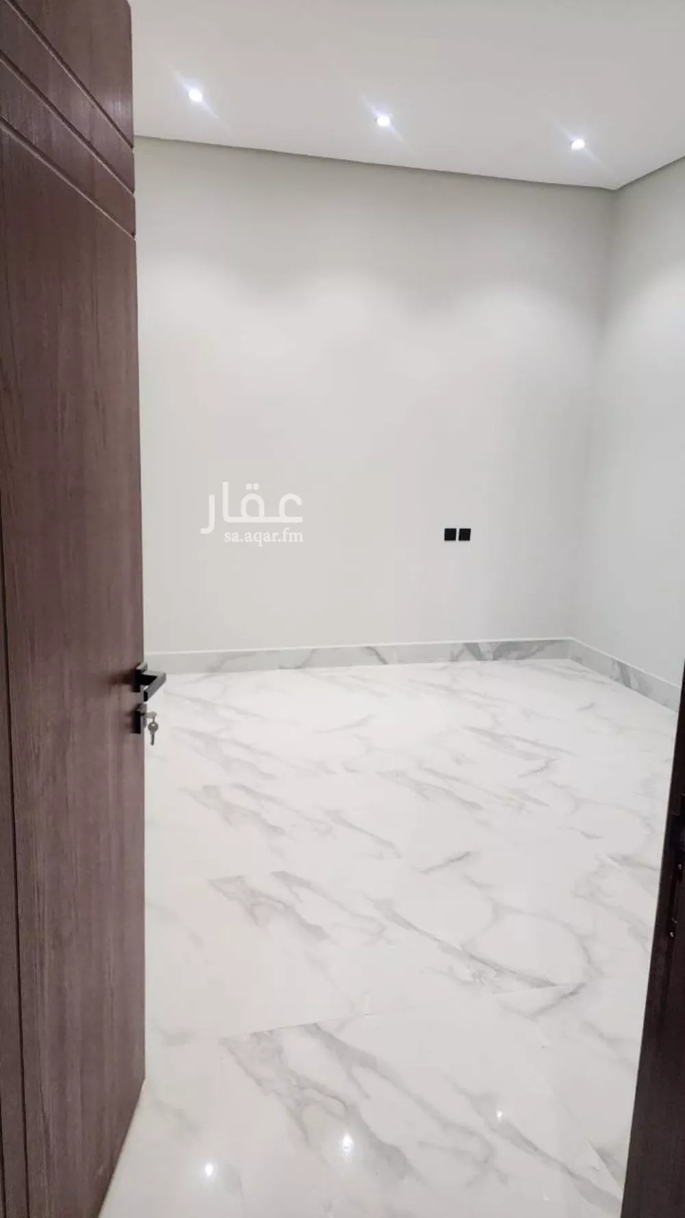 شقة 2 غرف في الرمال 2