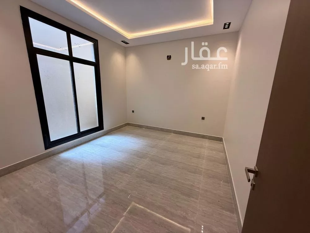 شقة 3 غرف في الرمال 5