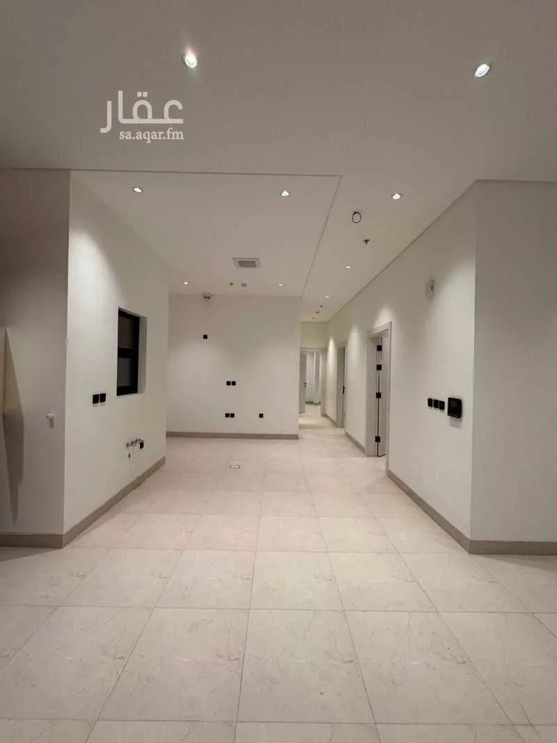 شقة 4 غرف في الرمال 5