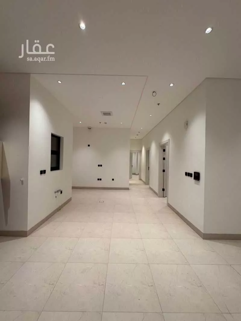 شقة 4 غرف في الرمال 3