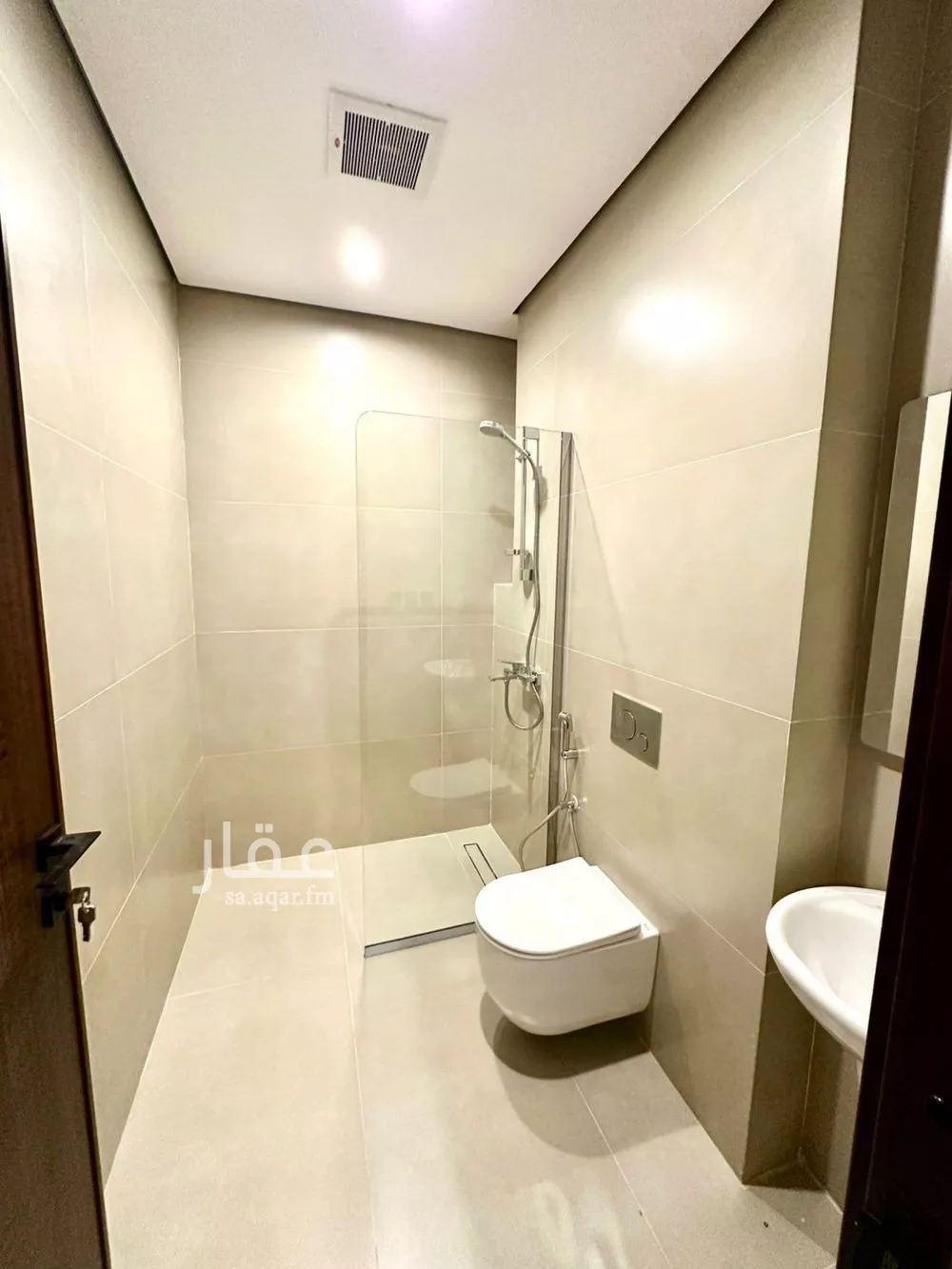 3 bedroom floor in Ash Sharq 2