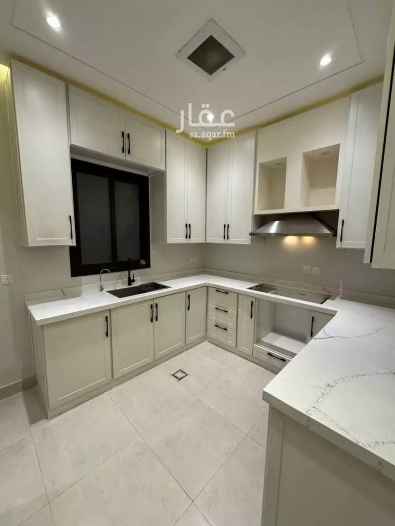 3 bedroom apartment in Al Aridh 5