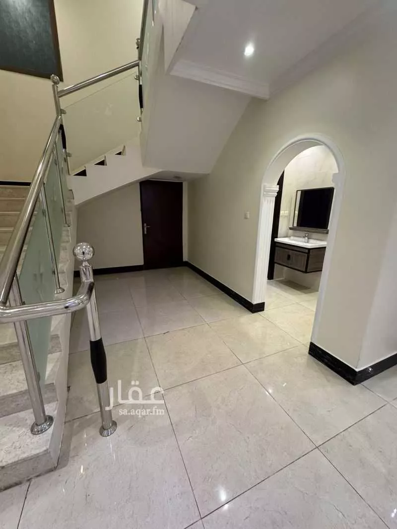 8 bedroom villa in Al Wahah, Riyadh 17