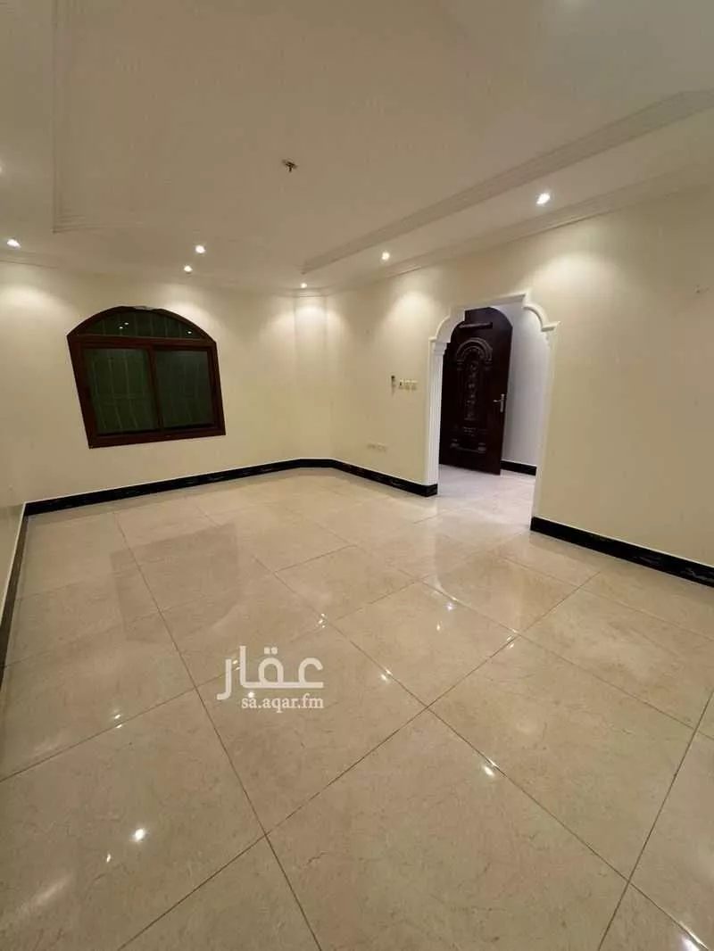 8 bedroom villa in Al Wahah, Riyadh 14