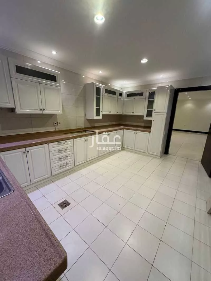 8 bedroom villa in Al Wahah, Riyadh 22