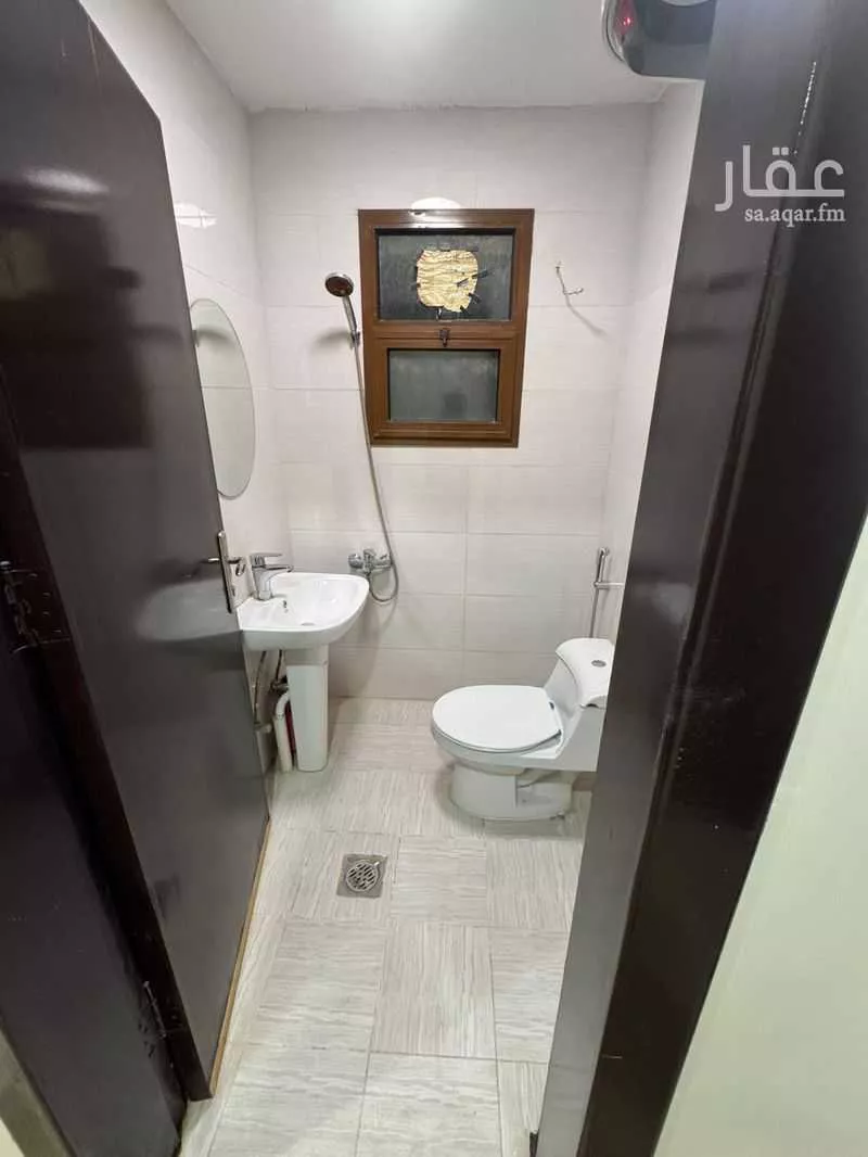 8 bedroom villa in Al Wahah, Riyadh 27