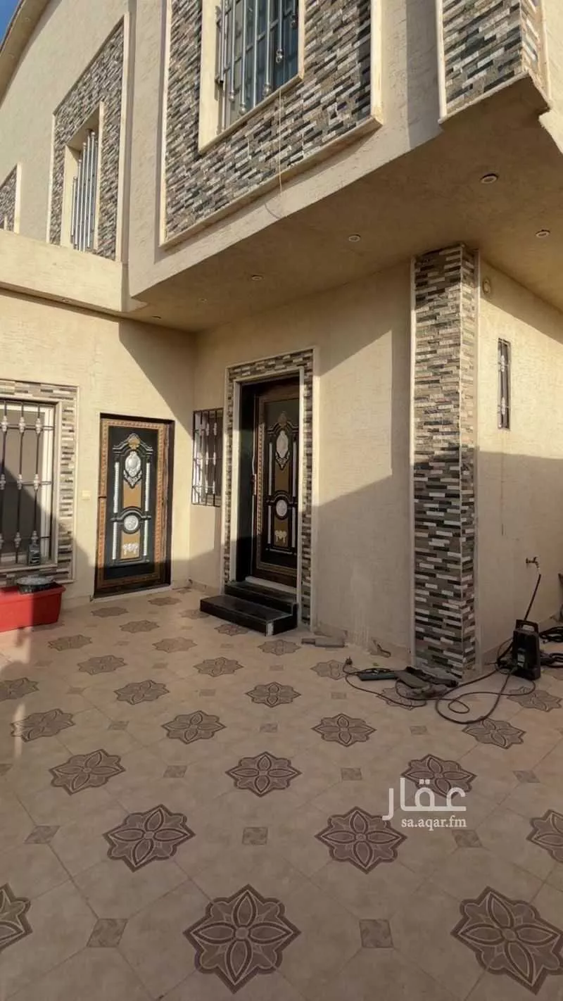 فيلا 7 غرف في ظهرة لبن 4