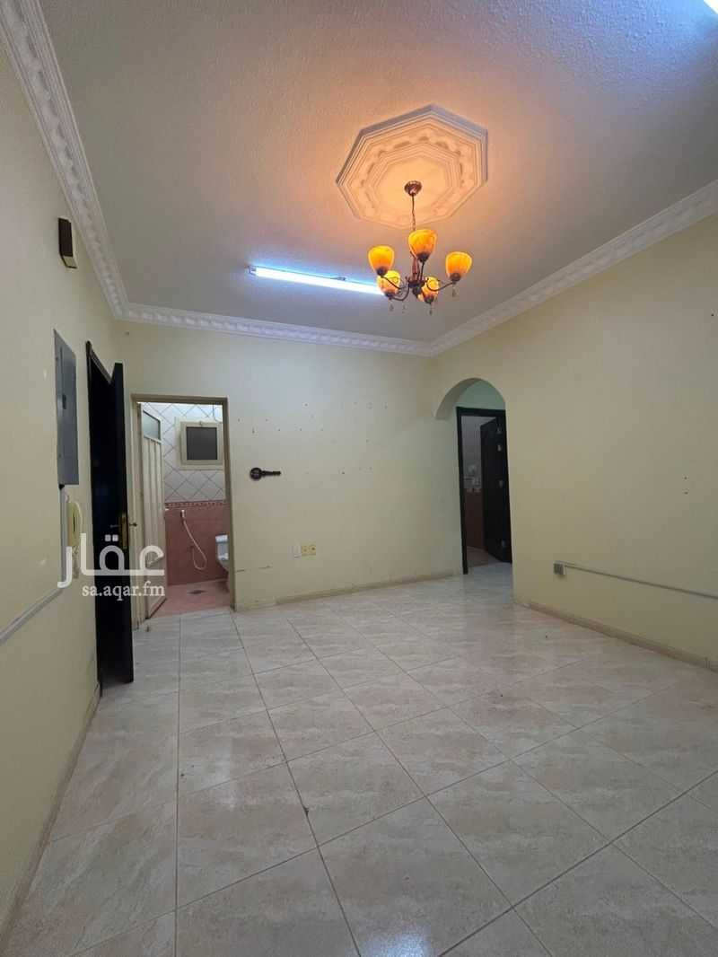 2 bedroom building in Al Aqrabiyah, Eastern Province 8